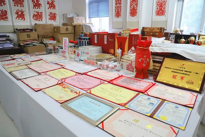 640 (6).jpg undefined