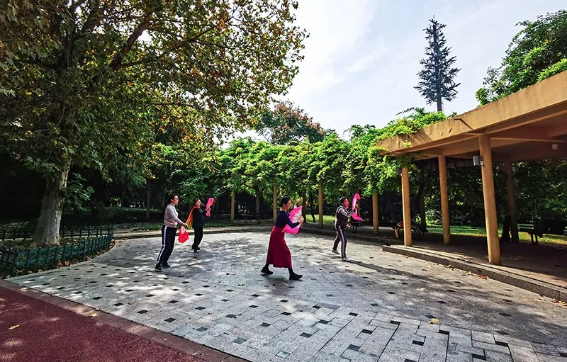 640 (18).jpg undefined